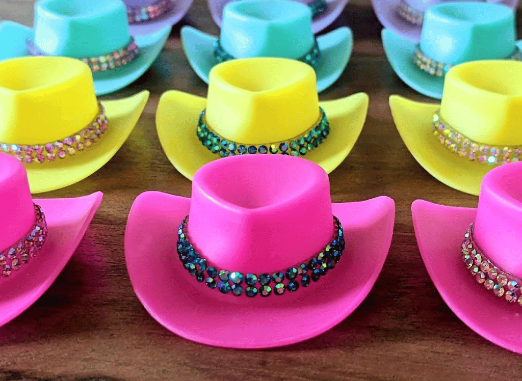 4 Must-Haves for Your Wild Cowgirl Theme Party Bash!