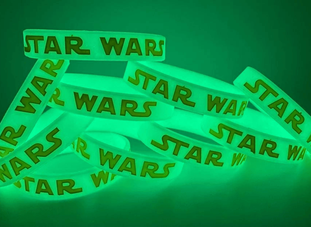 May Your Party Be With You - Top 10 Star Wars Party Supplies!