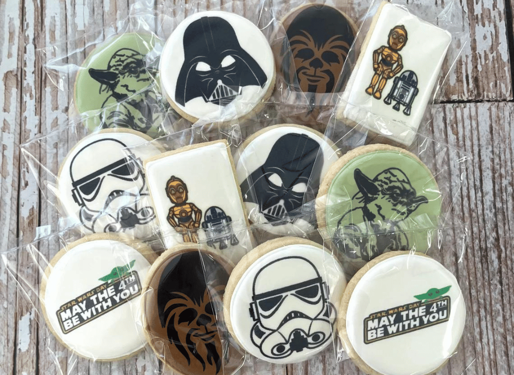 May Your Party Be With You - Top 10 Star Wars Party Supplies!