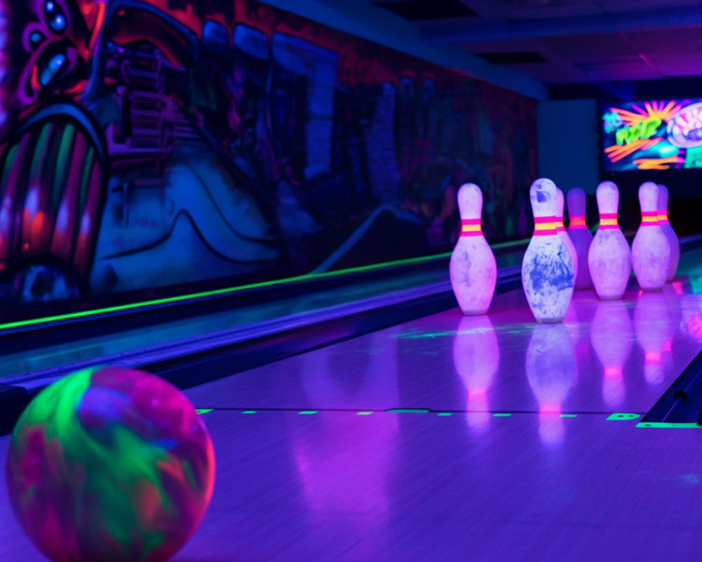 Dark Bowling games